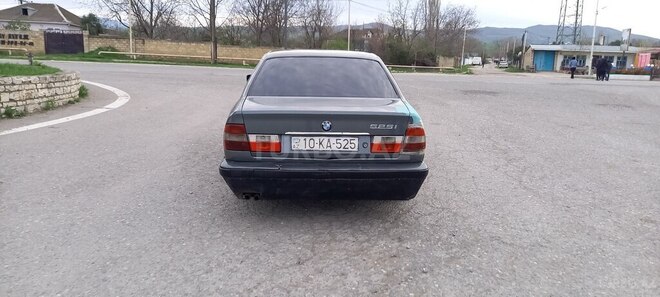 BMW 525 1988, 865,875 km - 2.5 l - Şabran