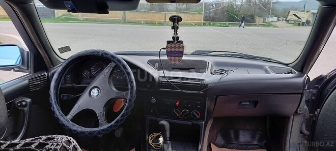 BMW 525 1988, 865,875 km - 2.5 l - Şabran