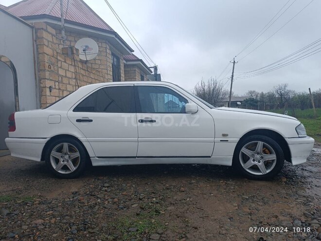Mercedes C 180 1995, 235,288 km - 1.8 l - Gəncə