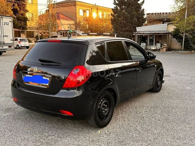 Kia Ceed 2007, 239,000 km - 1.6 l - Qobustan