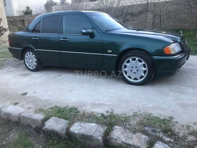 Mercedes C 240 1998, 240,000 km - 2.4 l - Bakı