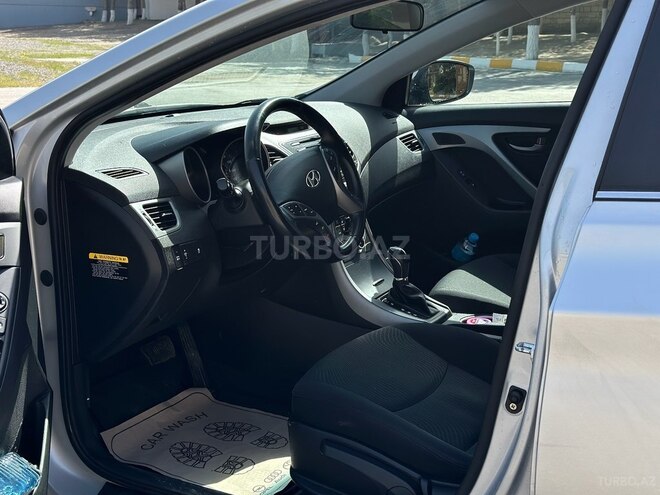 Hyundai Elantra 2015, 85,295 km - 1.8 l - Bakı