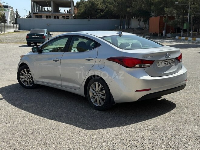 Hyundai Elantra 2015, 85,295 km - 1.8 l - Bakı