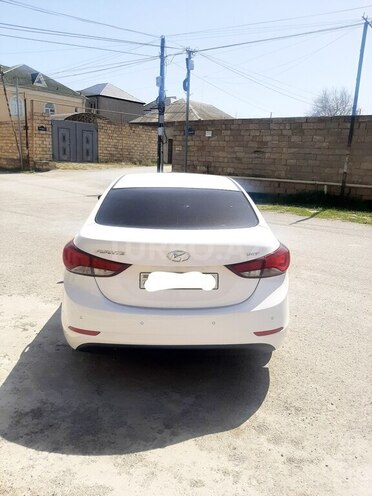 Hyundai Elantra 2015, 119,000 km - 1.6 л - Bakı