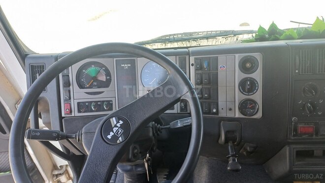 MAN  2001, 150,000 km - 12.0 l - Bakı