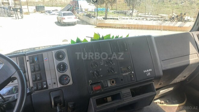 MAN  2001, 150,000 km - 12.0 l - Bakı