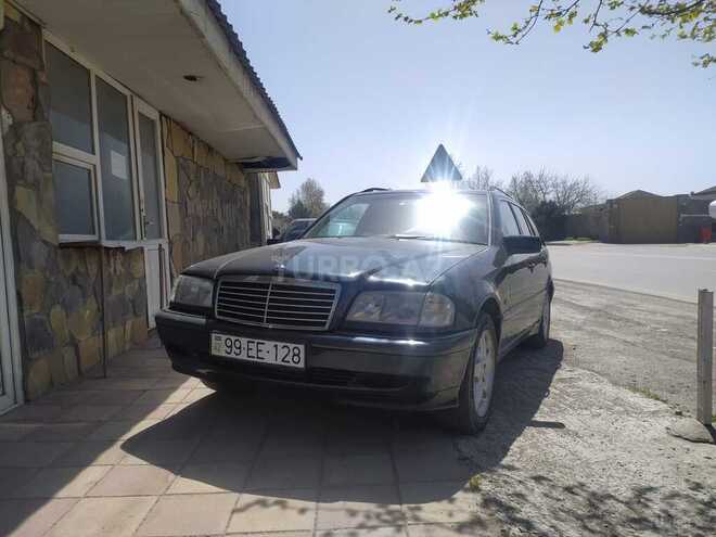 Mercedes C 200 2000, 425,840 km - 2.0 l - Bakı
