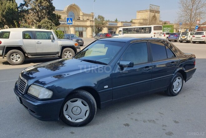 Mercedes C 200 1999, 332,462 km - 2.0 l - Bakı