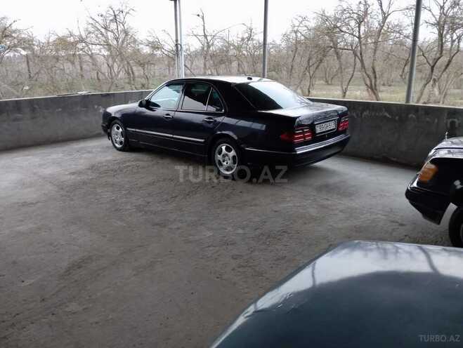 Mercedes E 200 2000, 462,459 km - 2.0 l - Kürdəmir