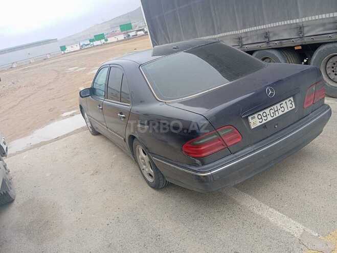 Mercedes E 200 2000, 462,459 km - 2.0 l - Kürdəmir