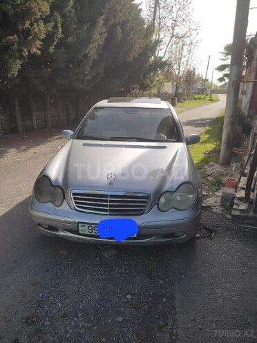 Mercedes C 220 2000, 320,000 km - 2.2 l - Balakən