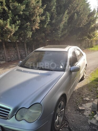 Mercedes C 220 2000, 320,000 km - 2.2 l - Balakən