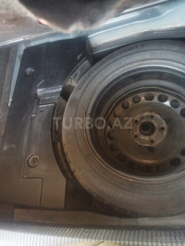 Volkswagen Passat 2005, 258,756 km - 2.0 l - Mingəçevir