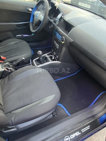 Opel Astra 2005, 285,000 km - 1.4 l - Bakı