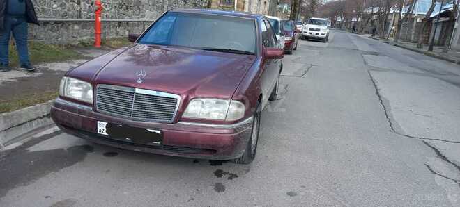 Mercedes C 180 1996, 240,000 km - 1.8 л - Şəki