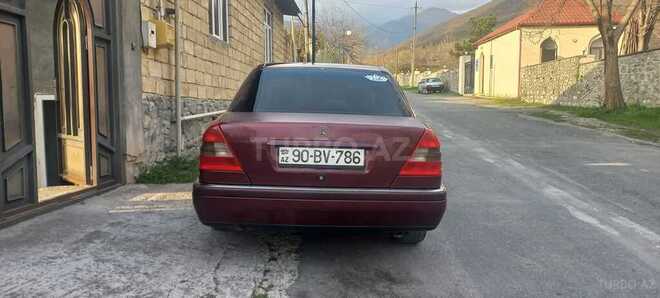 Mercedes C 180 1996, 240,000 km - 1.8 л - Şəki