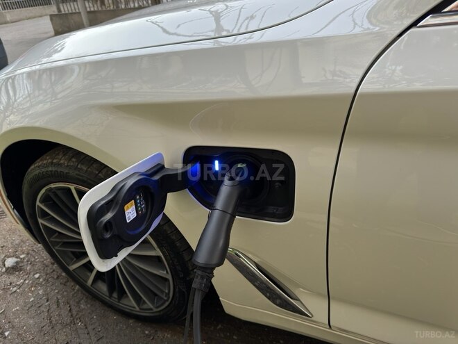 BMW 530e 2022, 27,300 km - 2.0 l - Bakı