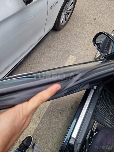 Mercedes E 220 2000, 250,142 km - 2.2 l - Bakı