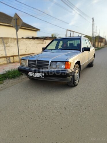Mercedes 190 1990, 350,000 km - 2.0 l - Salyan