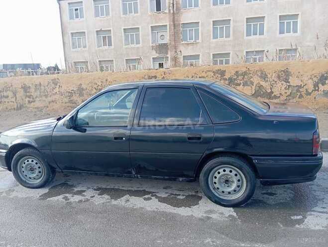 Opel Vectra 1993, 180,000 km - 1.6 l - Bakı