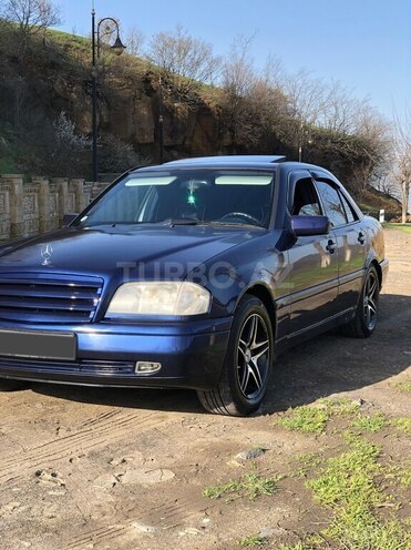 Mercedes C 180 1995, 321,560 km - 1.8 л - Lerik