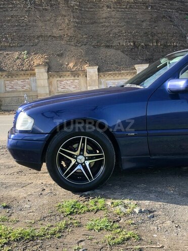 Mercedes C 180 1995, 321,560 km - 1.8 л - Lerik