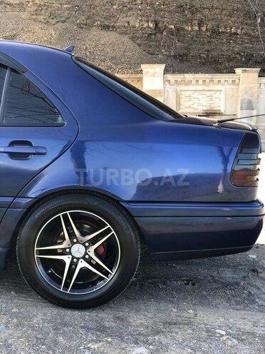 Mercedes C 180 1995, 321,560 km - 1.8 л - Lerik