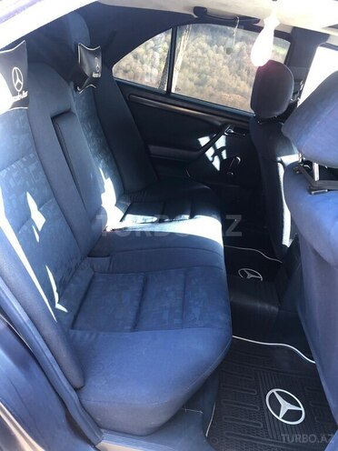 Mercedes C 180 1995, 321,560 km - 1.8 л - Lerik