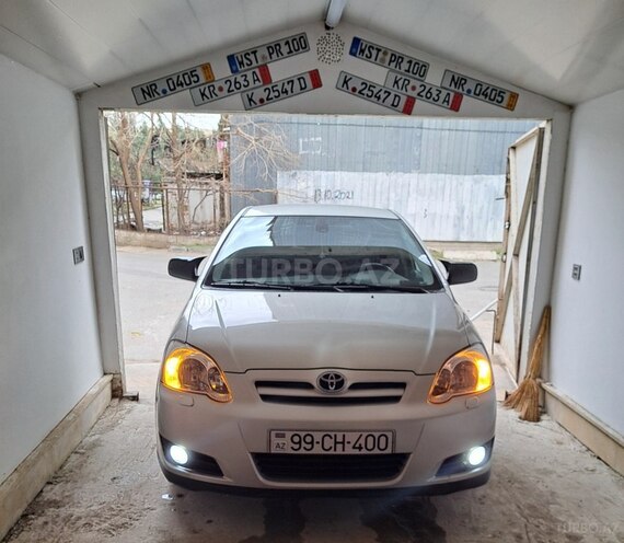 Toyota Corolla 2005, 214,800 km - 1.4 l - Bakı