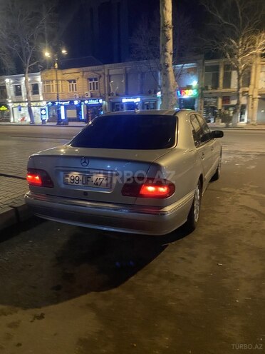 Mercedes E 240 2000, 292,000 km - 2.4 l - Gəncə