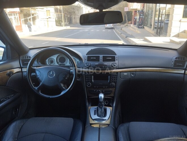 Mercedes E 220 2002, 467,000 km - 2.2 l - Bakı