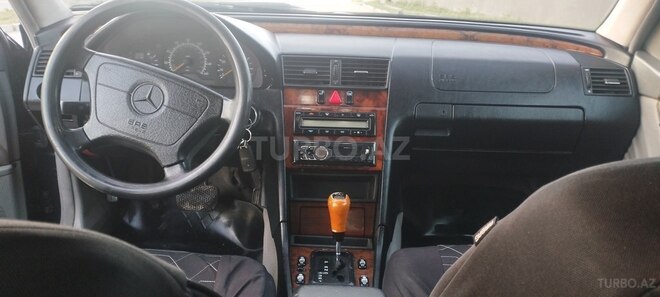 Mercedes C 280 1997, 370,000 km - 2.8 l - Sumqayıt