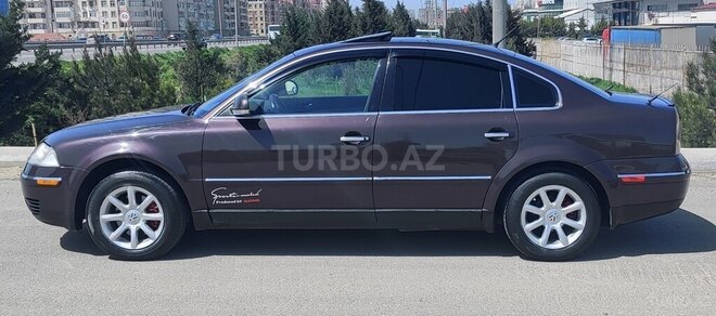 Volkswagen Passat 2004, 298,000 km - 1.8 л - Bakı