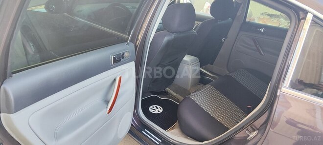 Volkswagen Passat 2004, 298,000 km - 1.8 л - Bakı