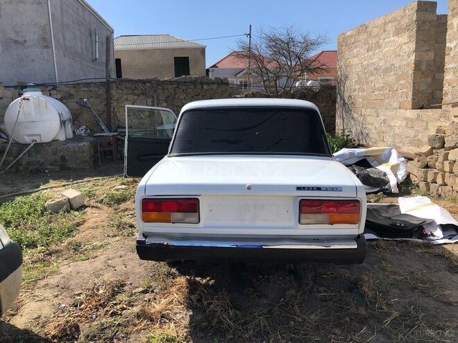 LADA (VAZ) 2107 2006, 90,000 km - 1.6 l - Bakı