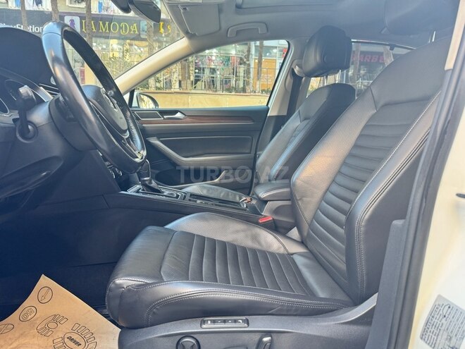 Volkswagen Passat 2017, 152,000 km - 1.8 l - Bakı