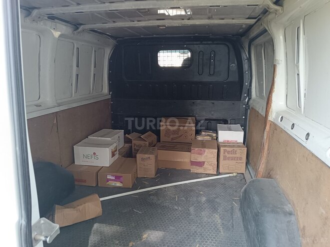 Ford Transit 2002, 350,000 km - 2.0 l - Biləsuvar