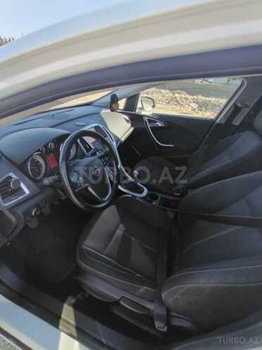 Opel Astra 2011, 189,500 km - 1.3 l - Bakı