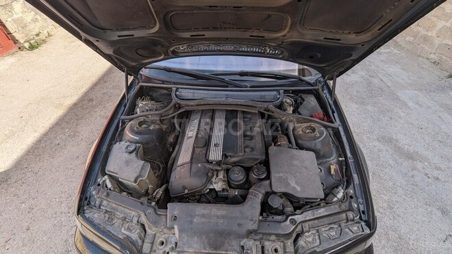 BMW 325 2004, 246,007 km - 2.5 l - Bakı