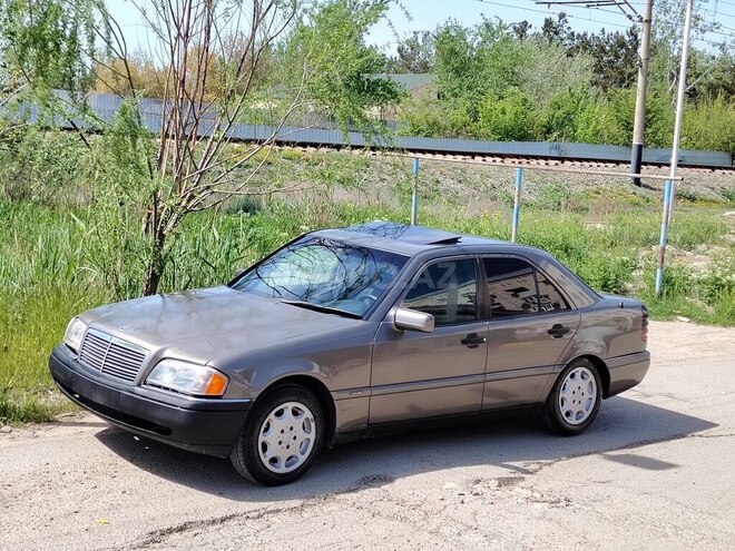Mercedes C 180 1995, 257,000 km - 1.8 l - Şirvan