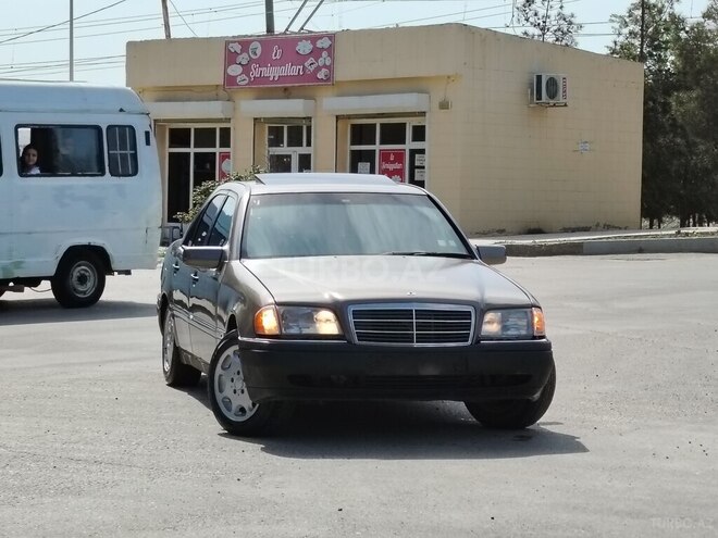 Mercedes C 180 1995, 257,000 km - 1.8 l - Şirvan