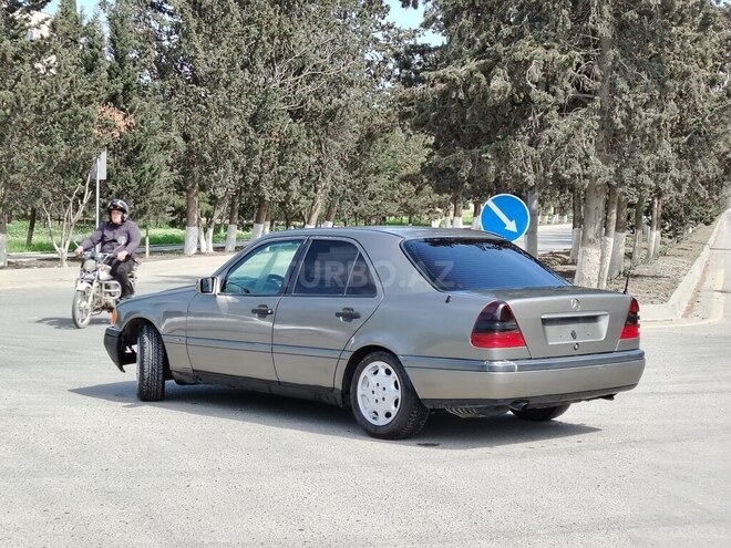 Mercedes C 180 1995, 257,000 km - 1.8 l - Şirvan