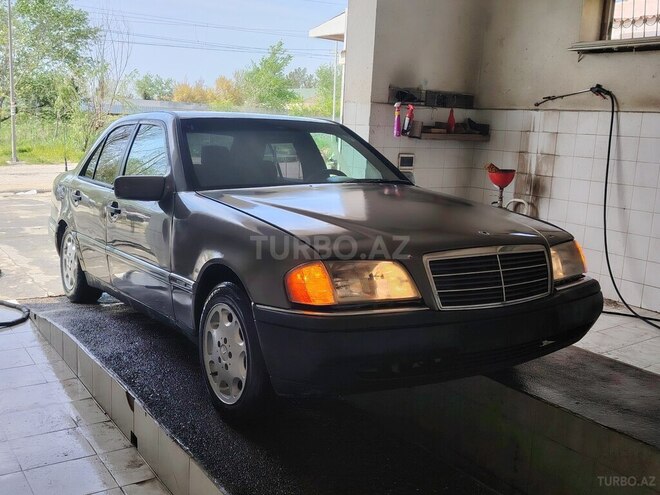 Mercedes C 180 1995, 257,000 km - 1.8 l - Şirvan