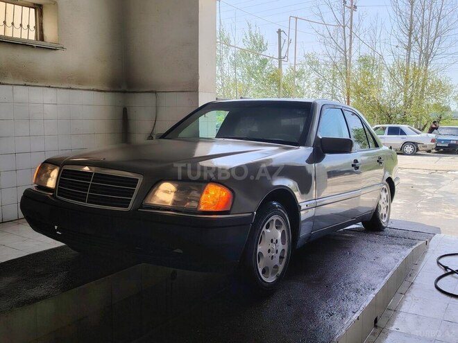 Mercedes C 180 1995, 257,000 km - 1.8 l - Şirvan