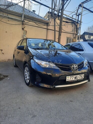 Toyota Auris 2024, 175,000 km - 1.4 л - Bakı