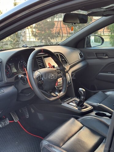 Hyundai Elantra 2018, 85,000 km - 1.6 л - Sabirabad