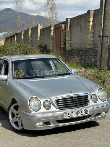 Mercedes E 240 2000, 395,000 km - 2.4 l - Qəbələ