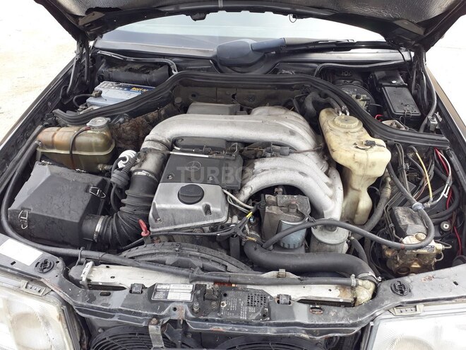 Mercedes E 300 1993, 500,000 km - 3.0 l - Bakı