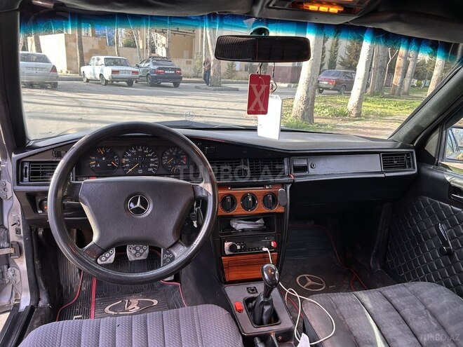 Mercedes 190 1992, 400,000 km - 2.0 l - Mingəçevir