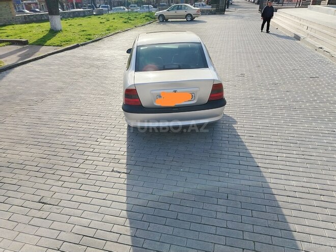 Opel Vectra 1996, 123,458 km - 1.8 l - Şəki